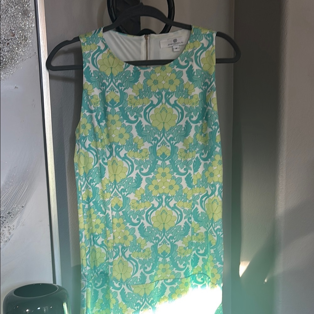 Floral Sleeveless Dress in green  and Yellow designer from Paris ptp 18 - Picture 2 of 7